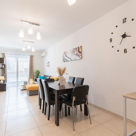 2 Bedroom In Central St Julians Prime Location In Paceville Apt 3 By Vaganza Saint Julian's 外观 照片