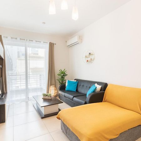 2 Bedroom In Central St Julians Prime Location In Paceville Apt 3 By Vaganza Saint Julian's 外观 照片
