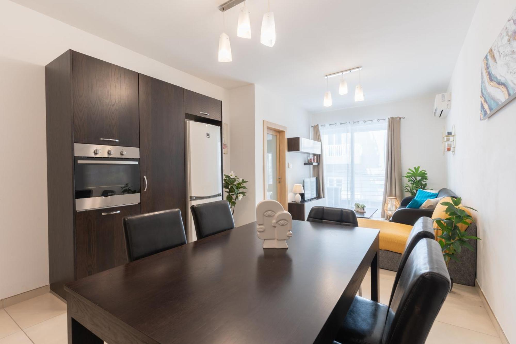 2 Bedroom In Central St Julians Prime Location In Paceville Apt 3 By Vaganza Saint Julian's 外观 照片