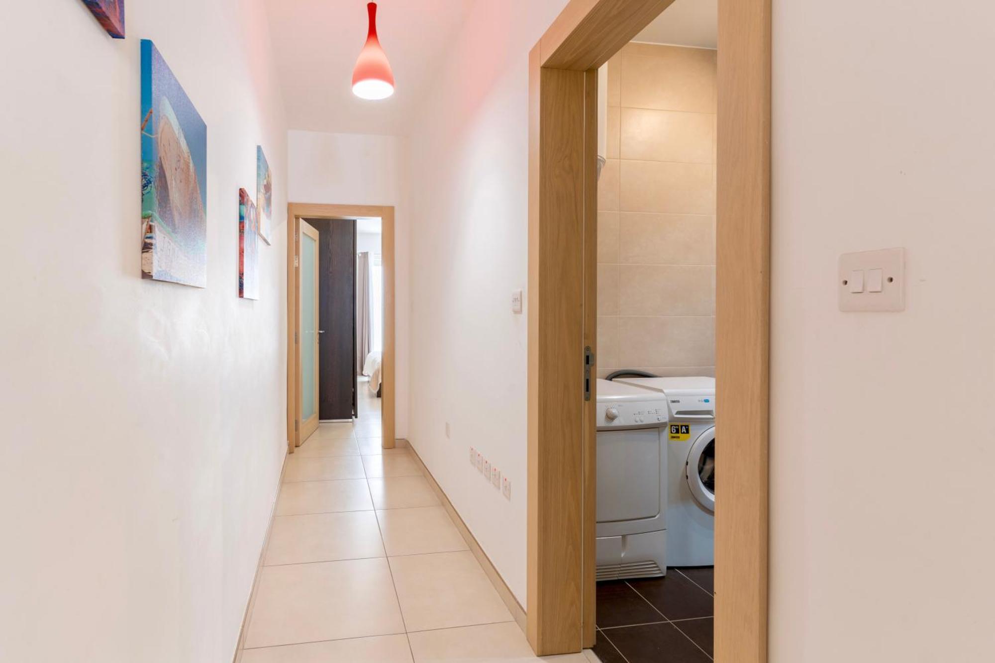 2 Bedroom In Central St Julians Prime Location In Paceville Apt 3 By Vaganza Saint Julian's 外观 照片